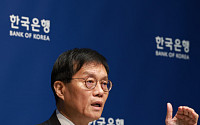 이창용 "무분별한 스테이블코인 발행, 자본 유출 위험 크다"