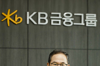 양종희 KB금융 회장 22일 스테이블코인 협력 위해 테더 만난다