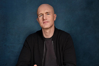 [AI 넥스트 인사이트] 코인베이스 CEO, “스테이블코인의 고객 예금 유출은 과장된 공포”