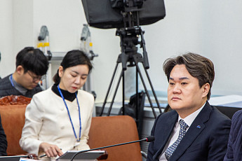 빗썸 60조원 BTC 오지급, 금융위 ‘지분 제한 규제’ 힘 싣나