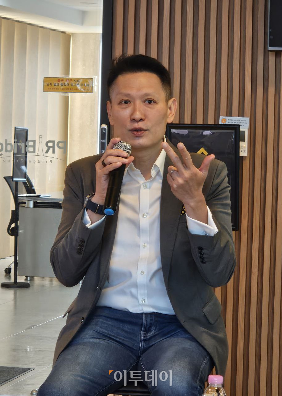 ▲리처드 텅 바이낸스 최고경영자(CEO)가 8일 서울 서대문구 충정로 골든타워 빌딩에서 열린 '2025 바이낸스 블록체인 스터디(BBS)'에 참석해 발언하고 있다. (박정호 기자 godot@) (사진=이투데이)