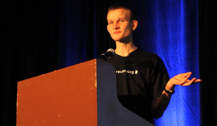 ▲연설 중인 비탈릭 부테린 (사진=이더리움 공식 유튜브 갈무리)