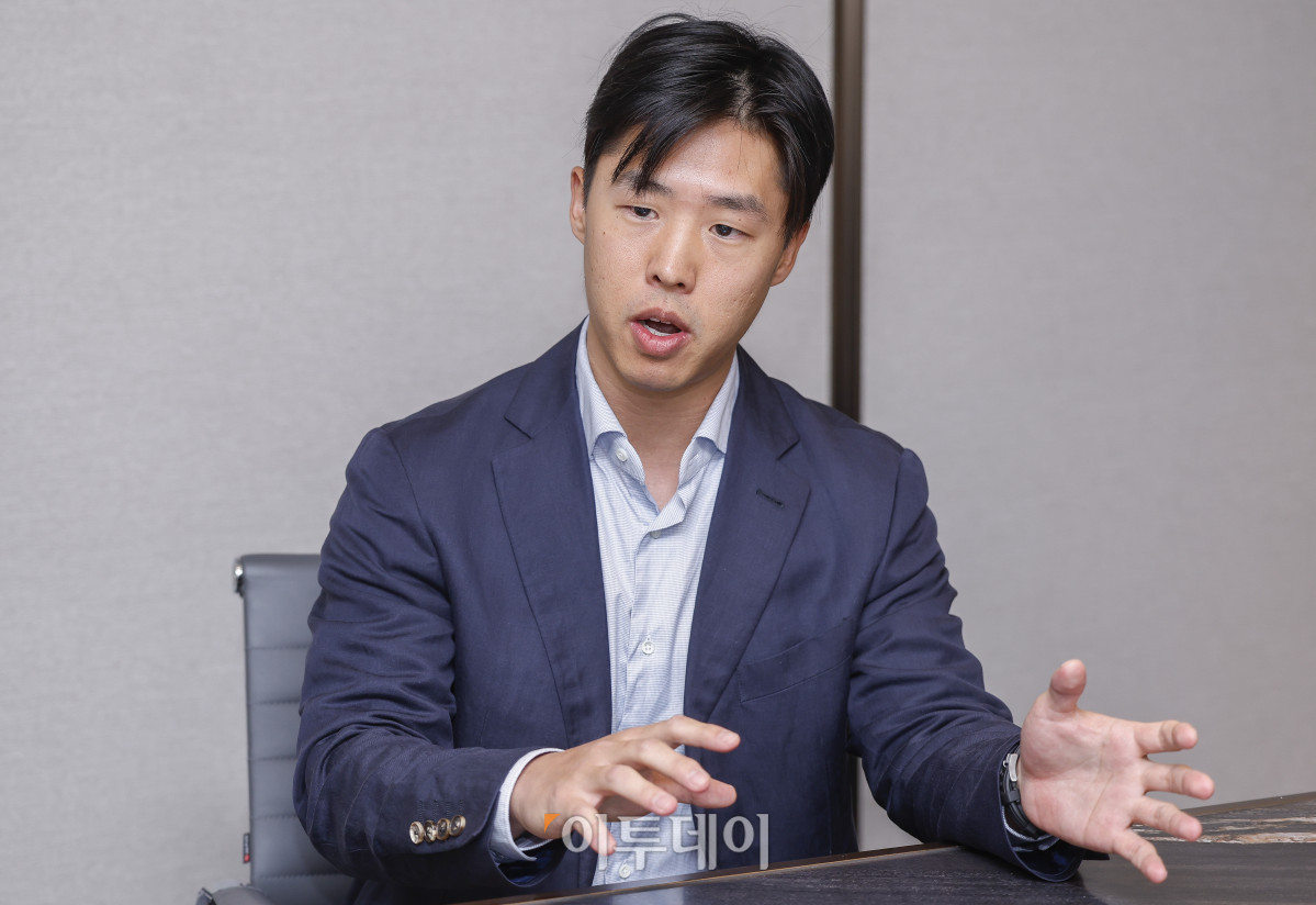 ▲앤드류 킴 파라택시스코리아 최고경영자(CEO)가 서울 강남구 웨스틴 서울 파르나스에서 이투데이와 인터뷰를 하고 있다. (사진=조현호 기자 hyunho@)